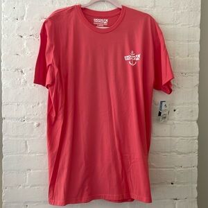 NWT Mens Hook and Tackle Graphic Tee